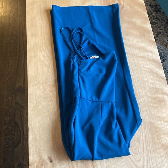 New w/Tags, Medium 1 Shoulder Backless Casual Wide Leg Jumpsuit Romper w/Pockets - Picture 2 of 4